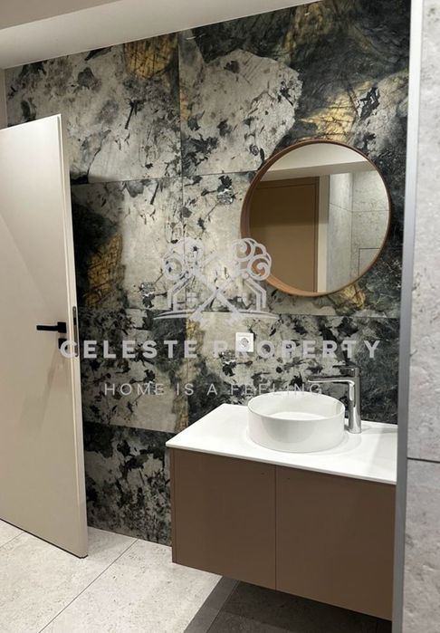 Дава се под наем Тристаен апартамент в София, Център - 70 кв.м за 1250 € - Снимка #11