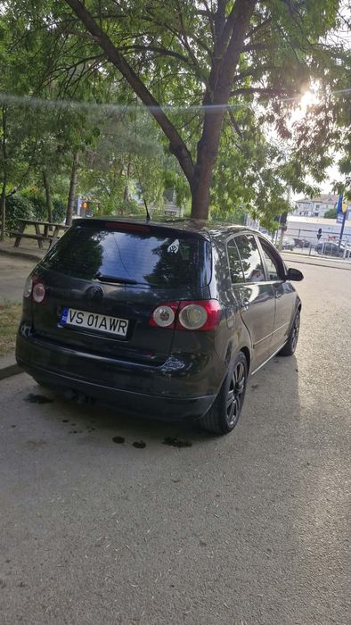 Volkswagen Golf Plus diesel, 2.048 € — imagine 3