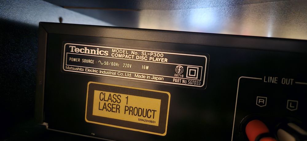 Cd player Technics SL P300 cu telecomandaAUDIOFILI