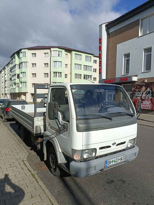 NISSAN Primera 0 — imagine 4