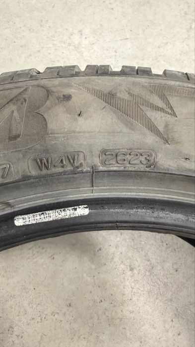 Продавам гуми . Bridgestone Blizzak 245/50/18