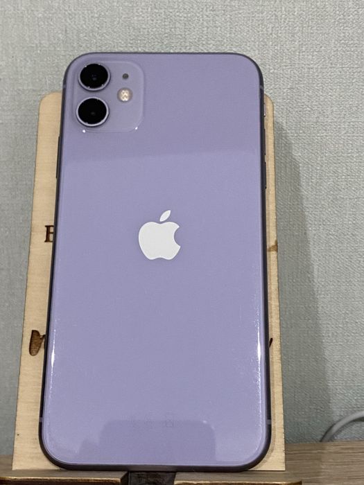 iPhone 11 64ГБ без ремонта