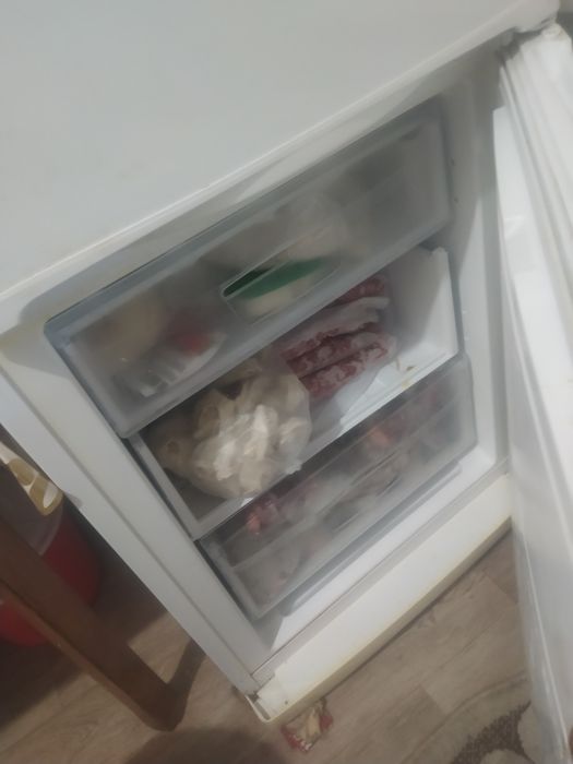 Продам холодильник