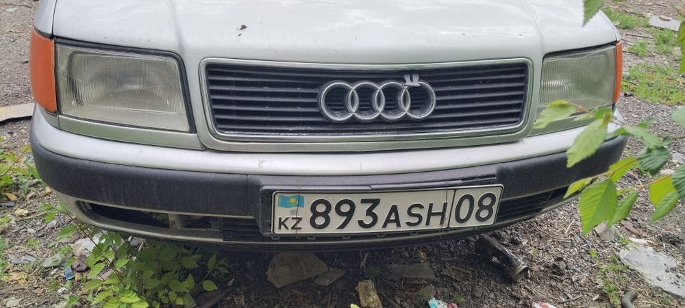 Ауди 100 С4  2.6