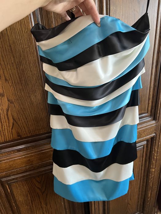 Rochii lungi/scurte de seara