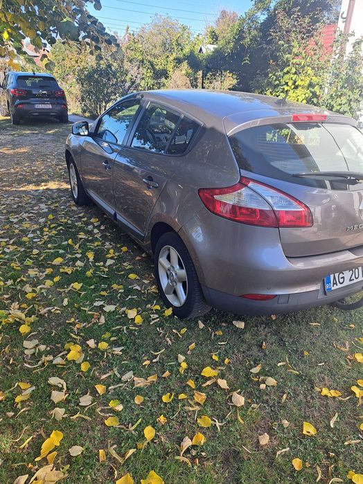 RENAULT Megane 2013 — imagine 2