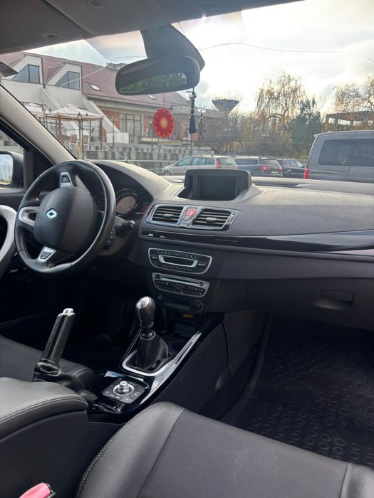 RENAULT Megane 2011 — imagine 4