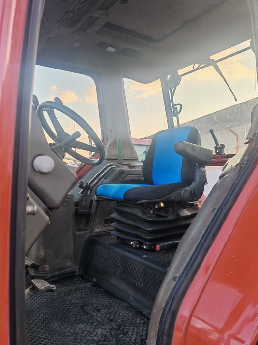 Tractor Fiat F100 cu incarcator frontal Faucheux