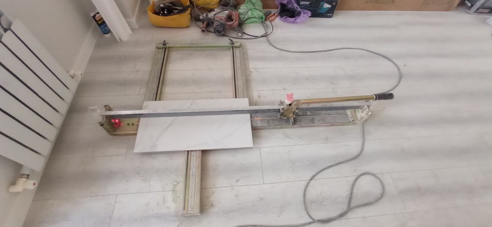 Продам плиткорез