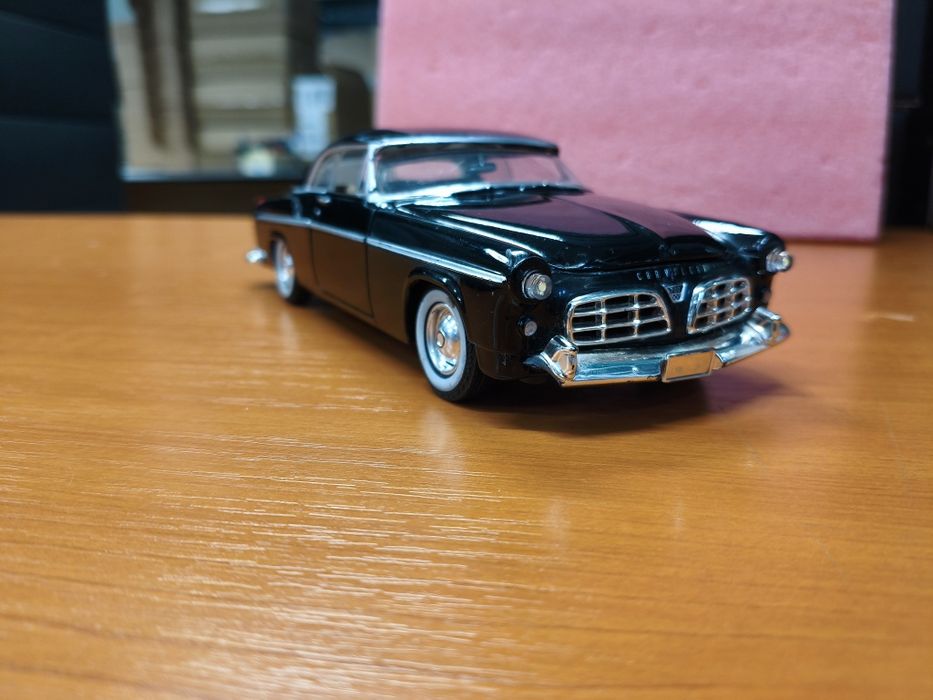 Метална количка макет на  Крайслер   С300