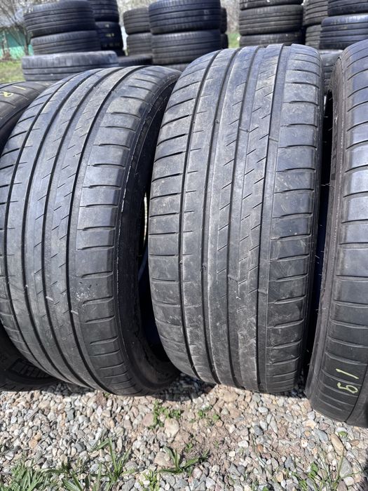 Anvelope/cauciucuri vara michellin 235/45/18  cu spuma