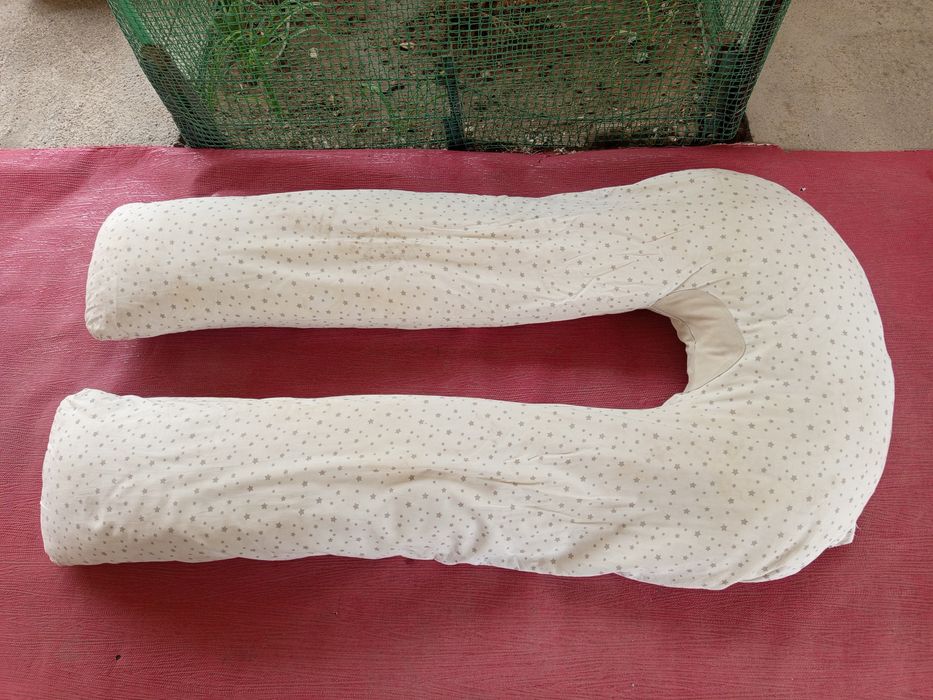 К беременным подушка .