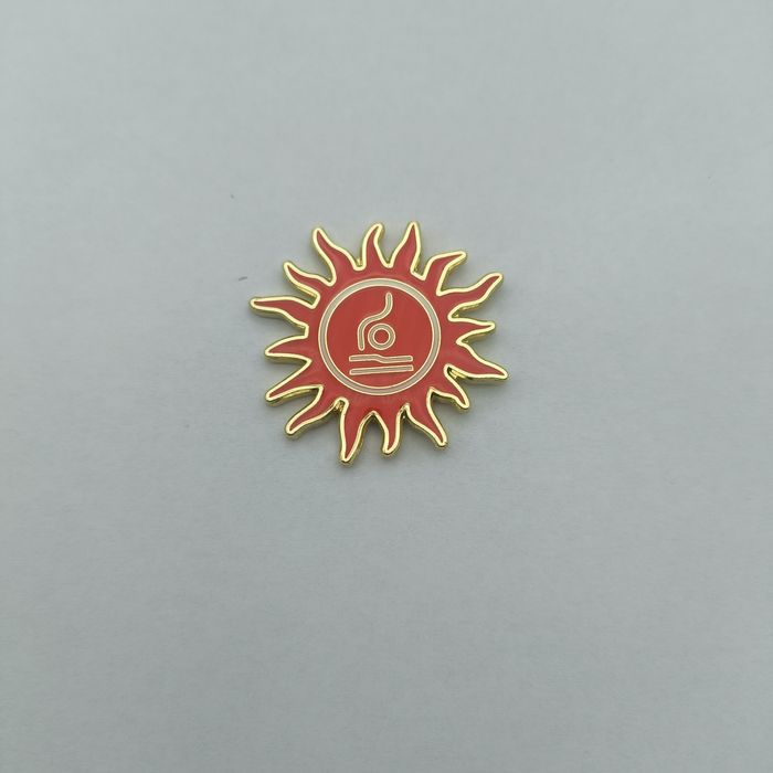 Значки металлические