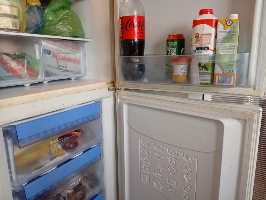 Продавам хладилник
