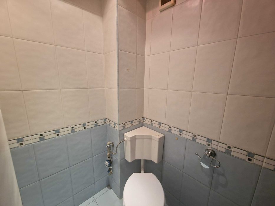 Продава се Офис в Благоевград, Идеален център - 75 кв.м за 1334 €/кв.м - Снимка #3