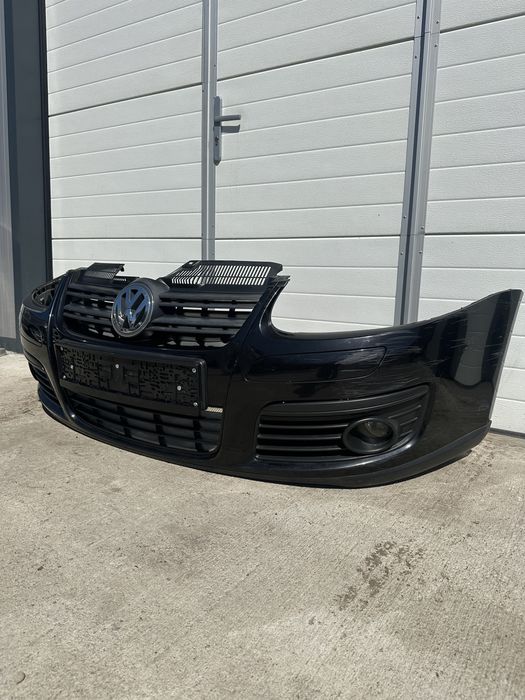 Предна броня от Vw Golf 5 GT