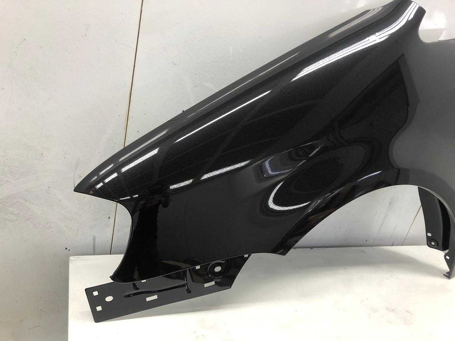 Aripa Fata Stanga VW Touran 2003-2006 (LC9Z (Negru))