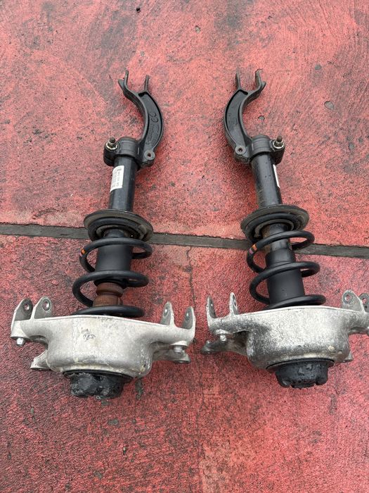 Set amortizoare cu arcuri fata Audi a4 b8 an 2008-2011