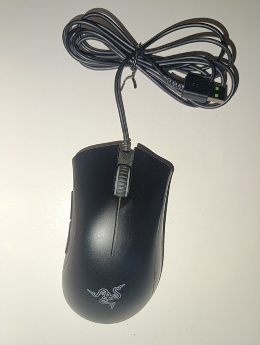 Продам игровую мышь проводную