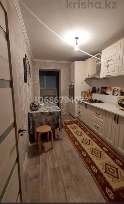 Продам 3 к.кв. 8 мкр.