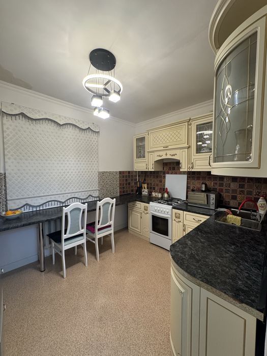 Продается 3х комн квартира