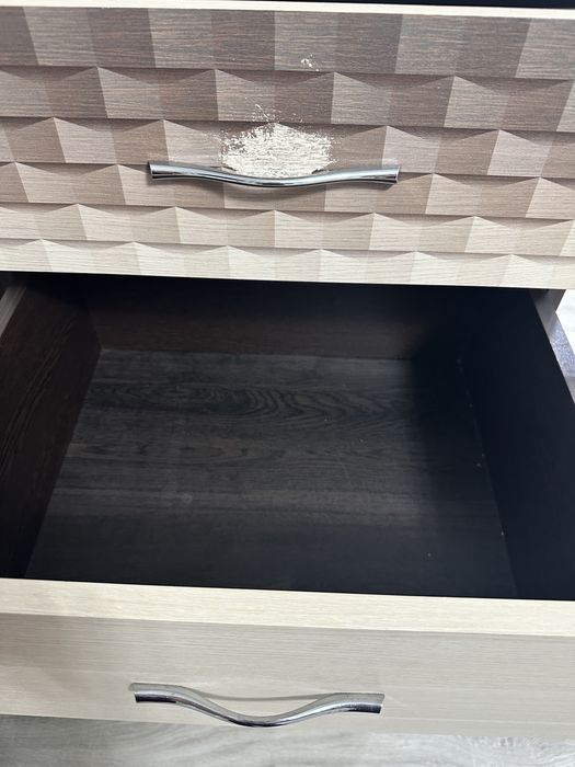 Продается вместительный  комод