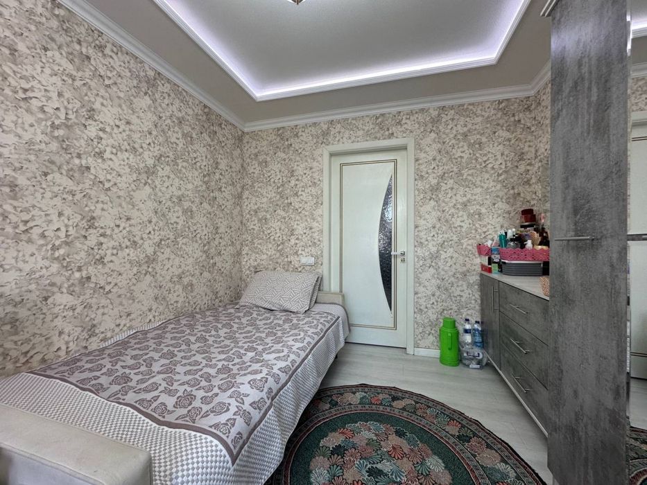 Бектемир райони 6 соток 10 хонали участка сотилади