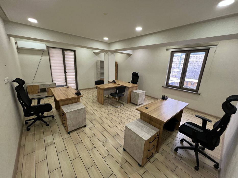 Аренда под офис С МЕБЕЛЬЮ! 43м2 Бизнес Центр! Яккасарай! 650у.е