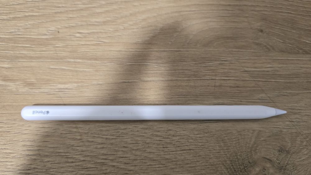 Apple iPad Pro 12.9 (Gen 6 - M2 - WiFi) 

Accesorii