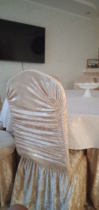 Круглый стол на 15 персон