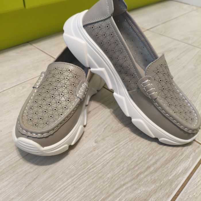 Обувь весна-лето удобные и лёгкие 37 р-р 12 тыс