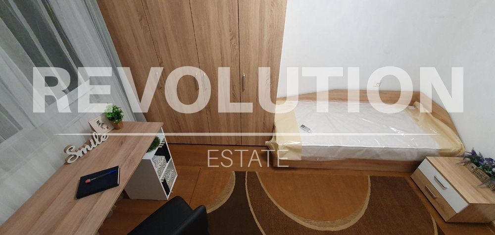 Тристаен апартамент в района на Трошево!