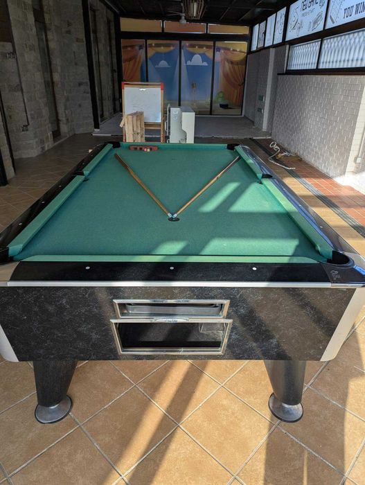 Билярдна маса- 8 фута, употребявана