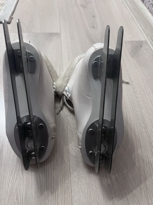 Детские коньки на 2 лезвиях