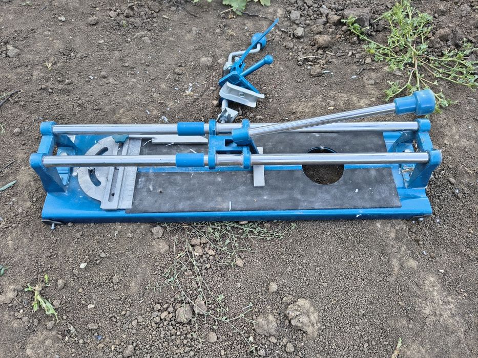 Mașină de tăiat gresia și faianta - negociabil