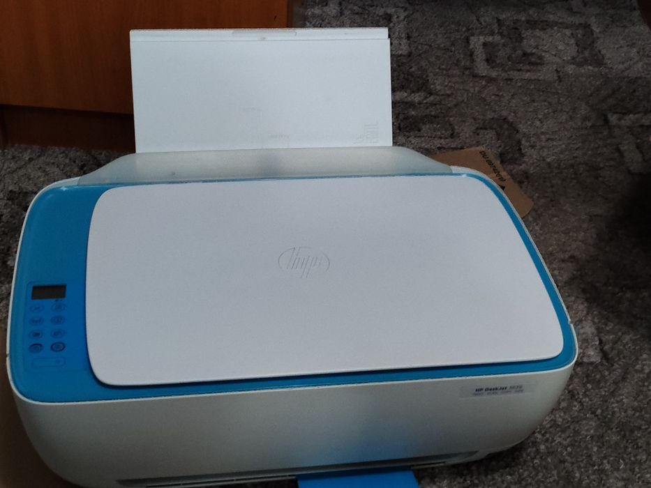 Vând urgent imprimantă multifuncțională HP