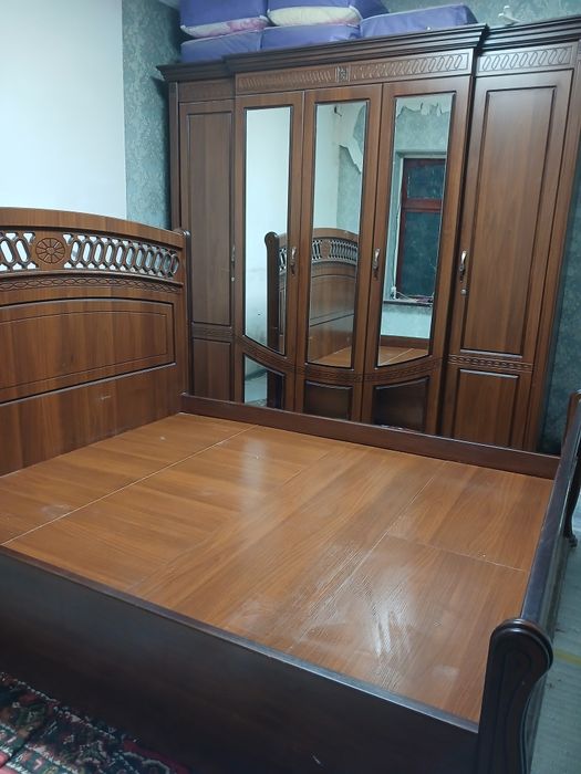 Mebel shkaf devan