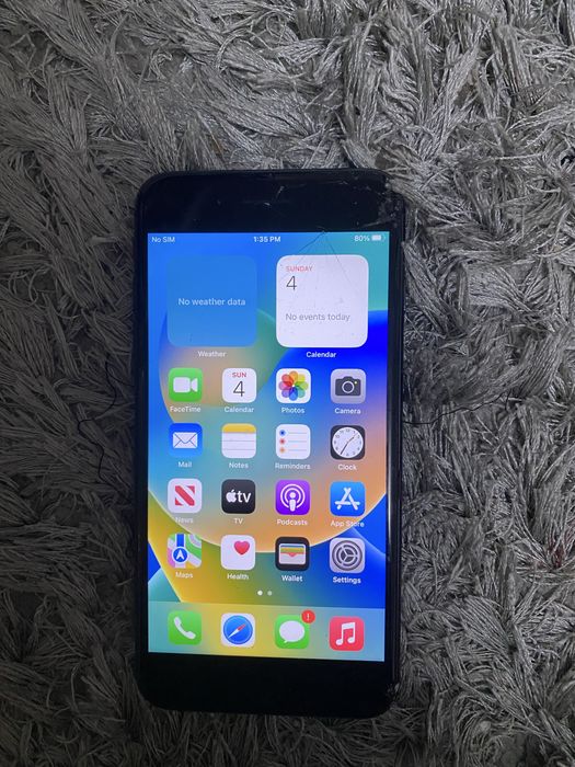 Vand Iphone 8 plus ! Functioneaza bine