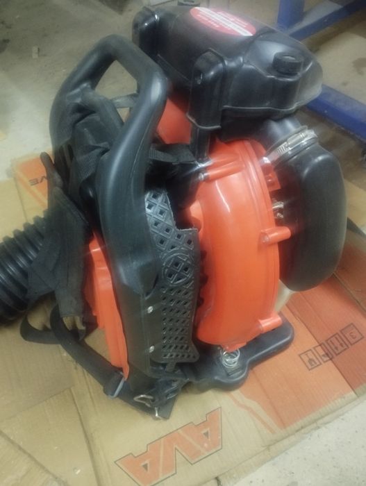 Ветродуй бензиновый.