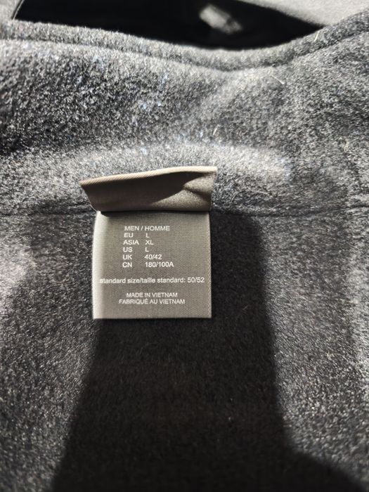 Зимно яке чисто ново