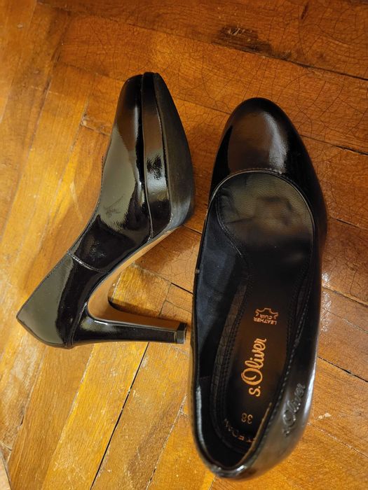 Елегантни дамски обувки на s'Oliver