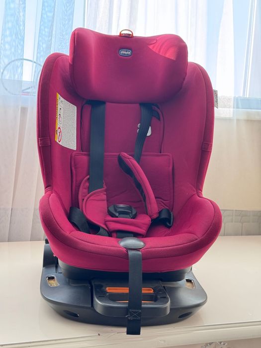 Детские кресло Chicco