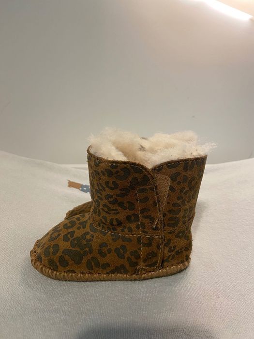 Бебешки ботушки UGG Baby Cassie Leopardo 18 номер 6-12 месеца