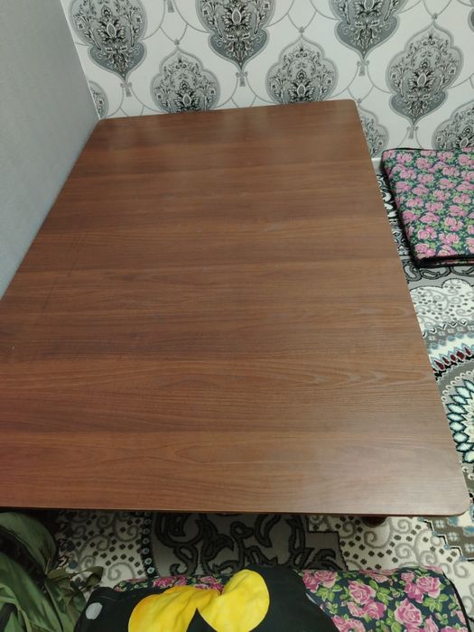 Xon taxta stol MDF sotiladi