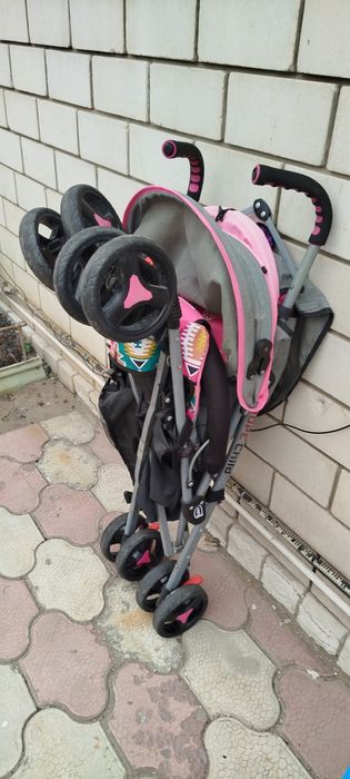 Коляска прогулочная