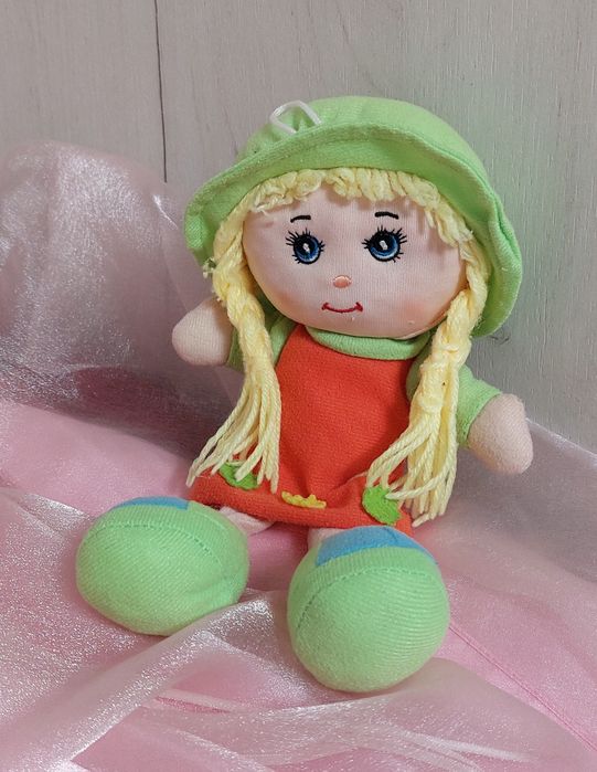 Мягкие разные игрушки