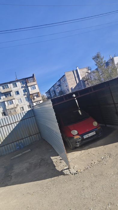 Продам навес для автолюбиля