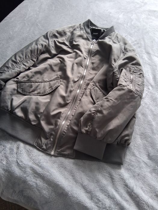 Geacă Pull&Bear,TV Sanyo