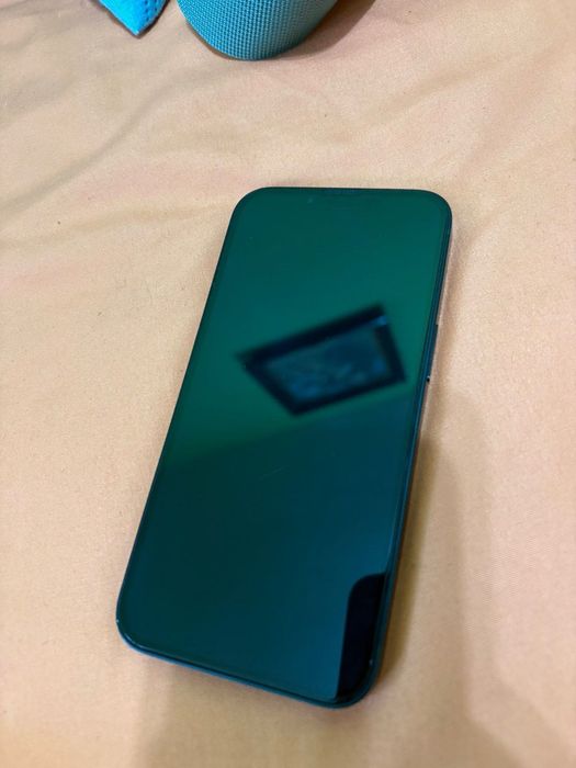 Продавам използван iPhone 13  128GB