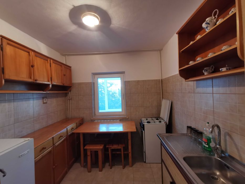 Închiriez apartament cu 2 camere – Craiova, cartier 1 Mai
